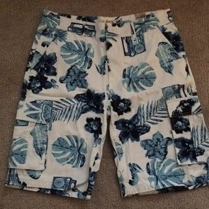 Men's cargo shorts